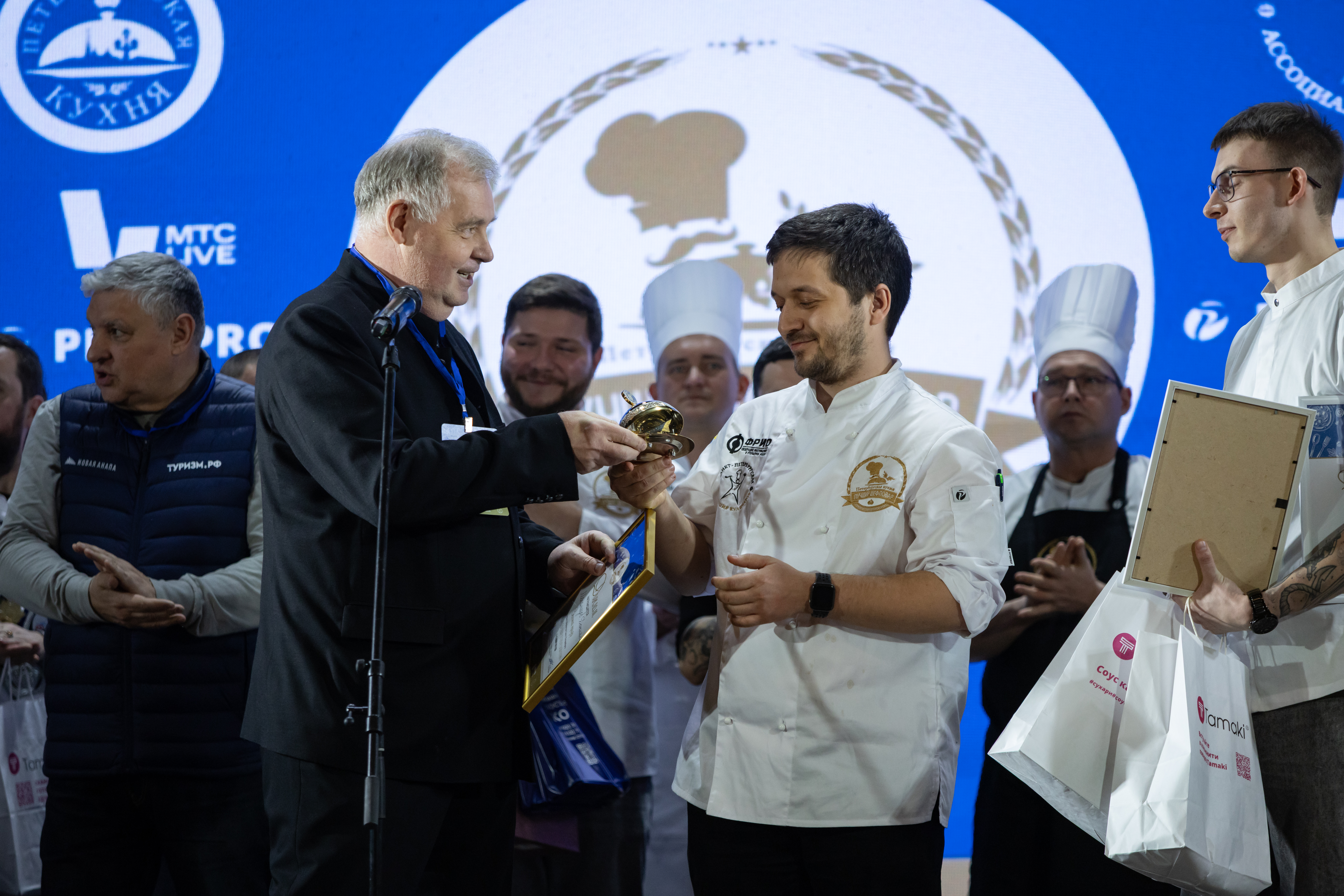 Итоги. V Кубок Губернатора Санкт Петербурга «Лучший шеф-повар Петербургской кухни» Итоги. V Кубок Губернатора Санкт Петербурга «Лучший шеф-повар Петербургской кухни»